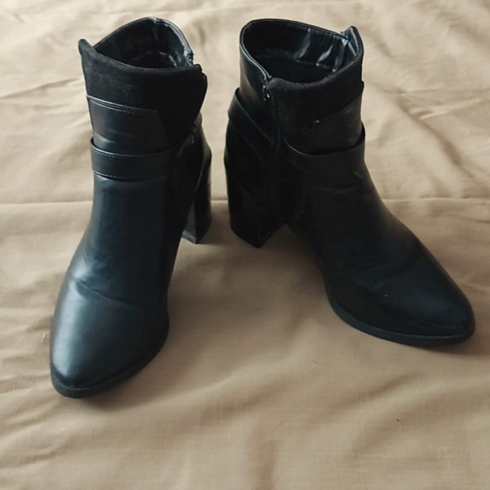 Size 10 Black ankle Booties